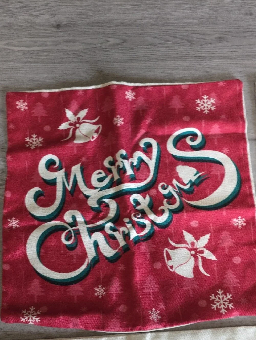 Holiday Farm Fresh Christmas Throw Pillow Covers - Red & Cream Set Of 4 18x18